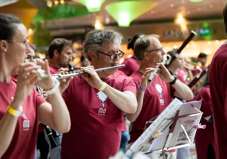 Das Mozarteumorchester Salzburg beim Symphonic Mob im Europark